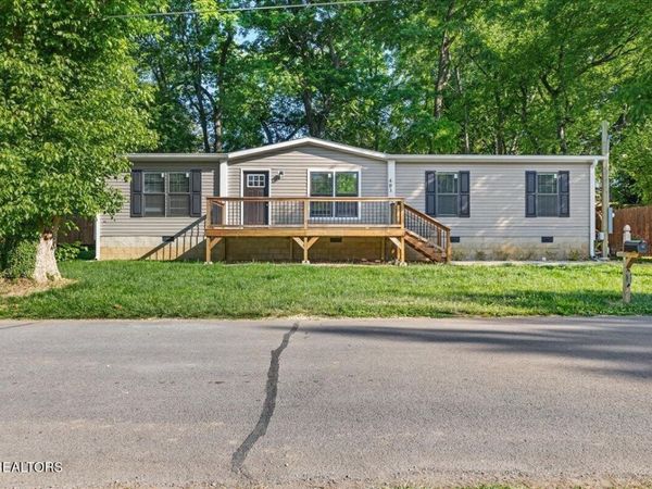 403 W Bank St , Athens, TN 37303