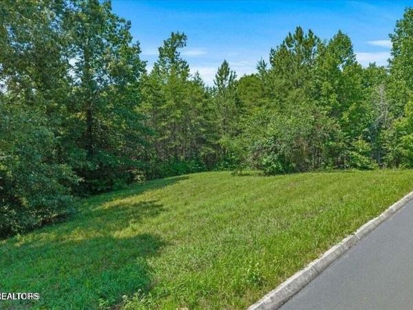 16 Copper Still Way , Madisonville, TN 37354