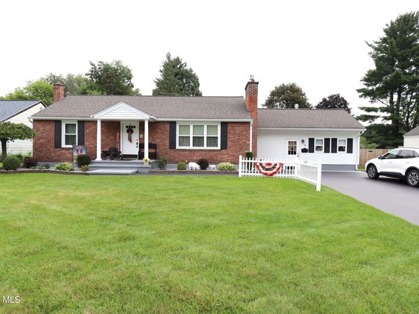 5 Carolyn Lane, Glenville, NY 12302