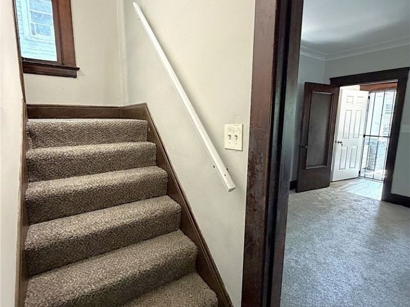 9609 Yale Avenue , Cleveland, OH 44108 Photo 14
