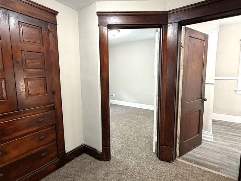 9609 Yale Avenue , Cleveland, OH 44108 Photo 17