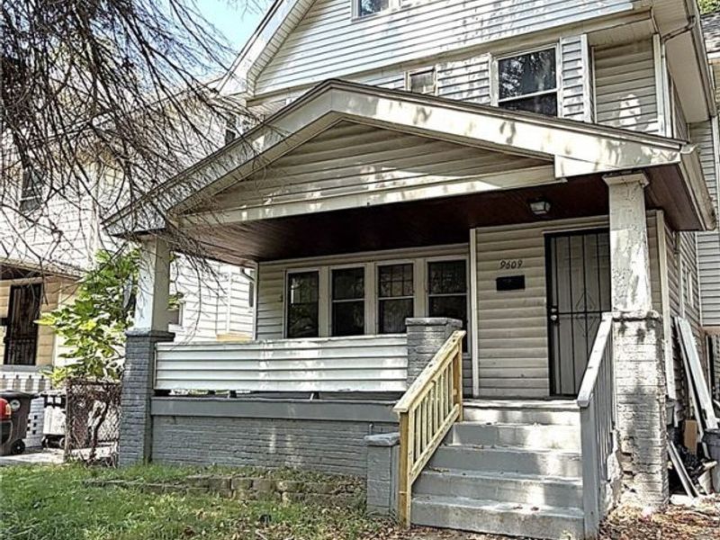9609 Yale Avenue , Cleveland, OH 44108 Photo 2
