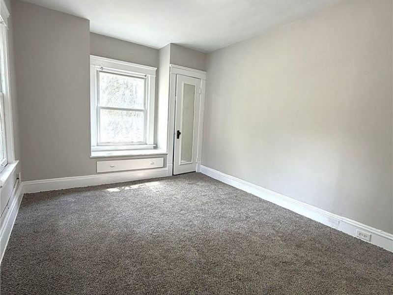 9609 Yale Avenue , Cleveland, OH 44108 Photo 24