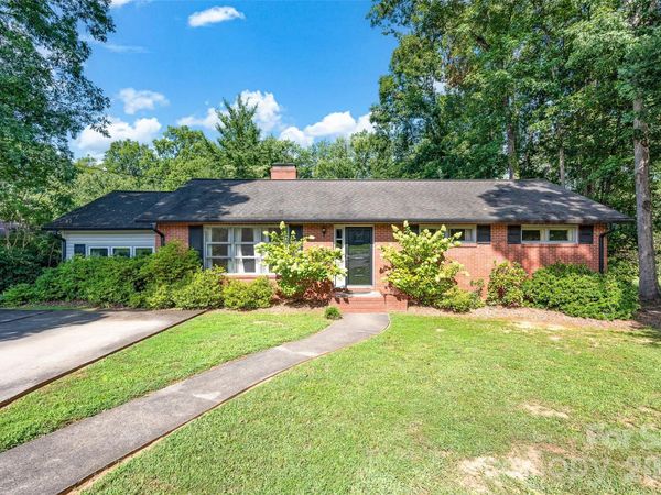 427 S Magnolia Street, Mooresville, NC 28115