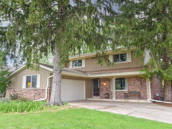 12450 W Ohio DRIVE, New Berlin, WI 53151
