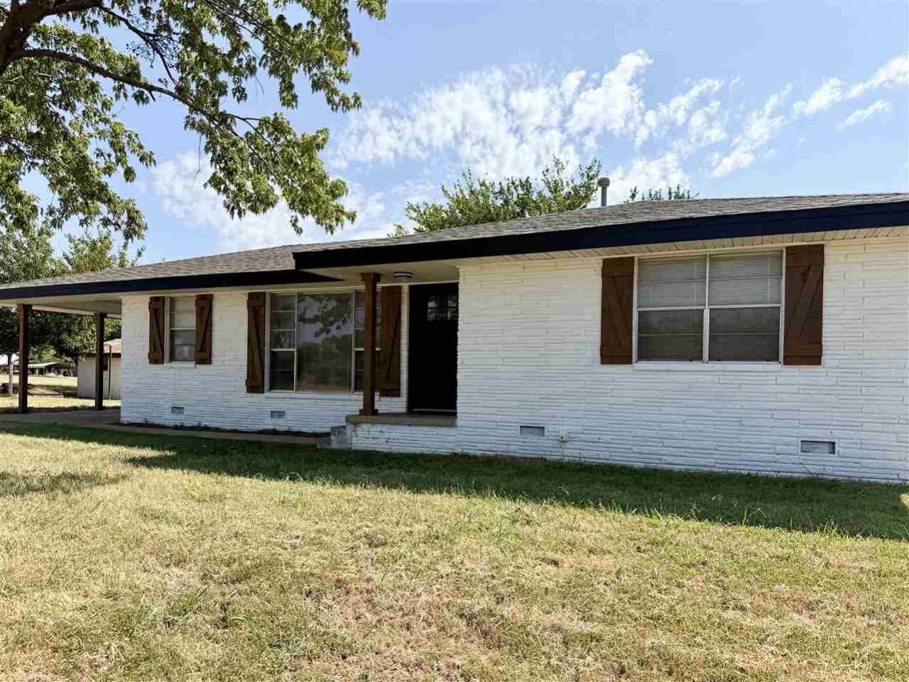 810048 S Main Street, Agra, OK 74824 Main Photo