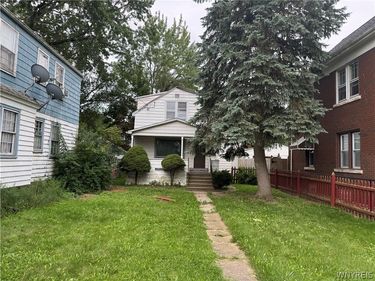 2405 Michigan Avenue, Niagara Falls, NY 14305
