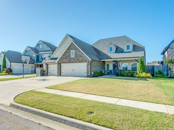616 126th Street S, Jenks, OK 74037