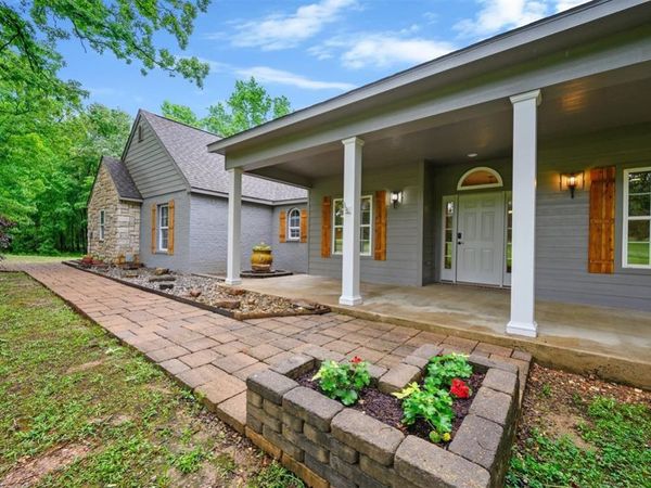 482 Raintree Road, Broken Bow, OK 74728