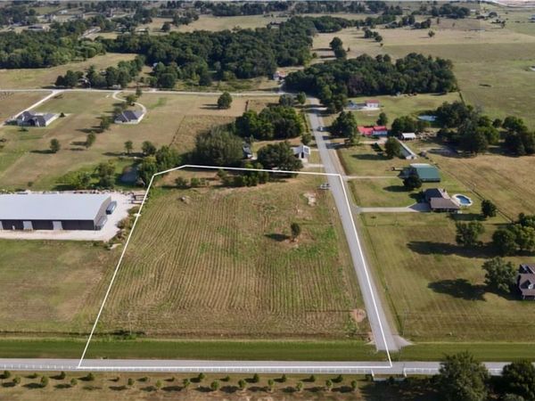 2291 Pianalto Road , Tontitown, AR 72762
