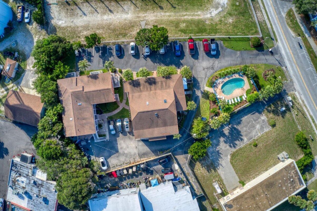1100 Pavilion Drive Photo 20