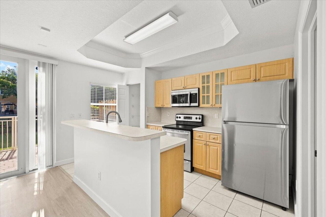 4962 Leeward Lane, Unit 3807, Fort Lauderdale, FL 33312 Photo