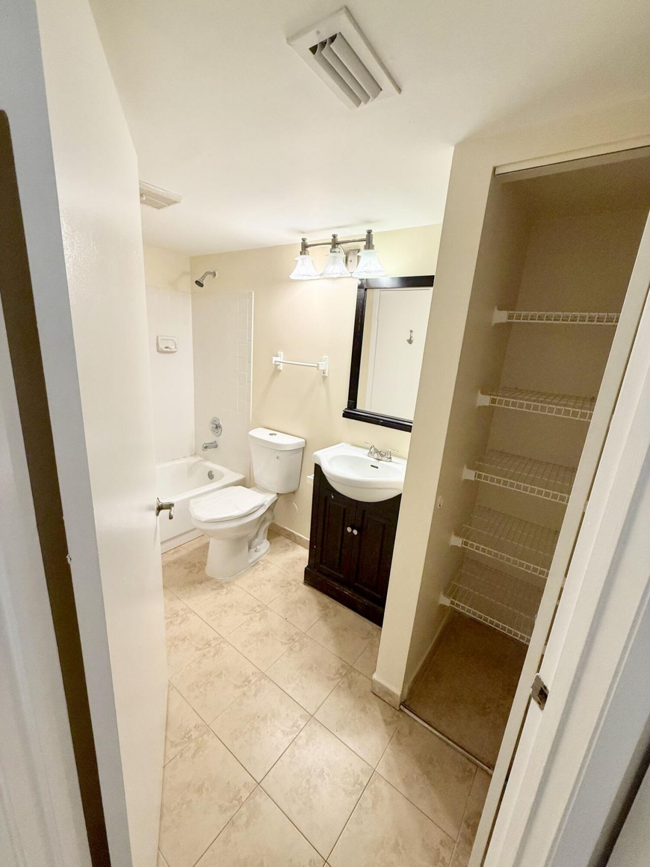 968 Coral Club Drive, Unit 968, Coral Springs, FL 33071 Photo