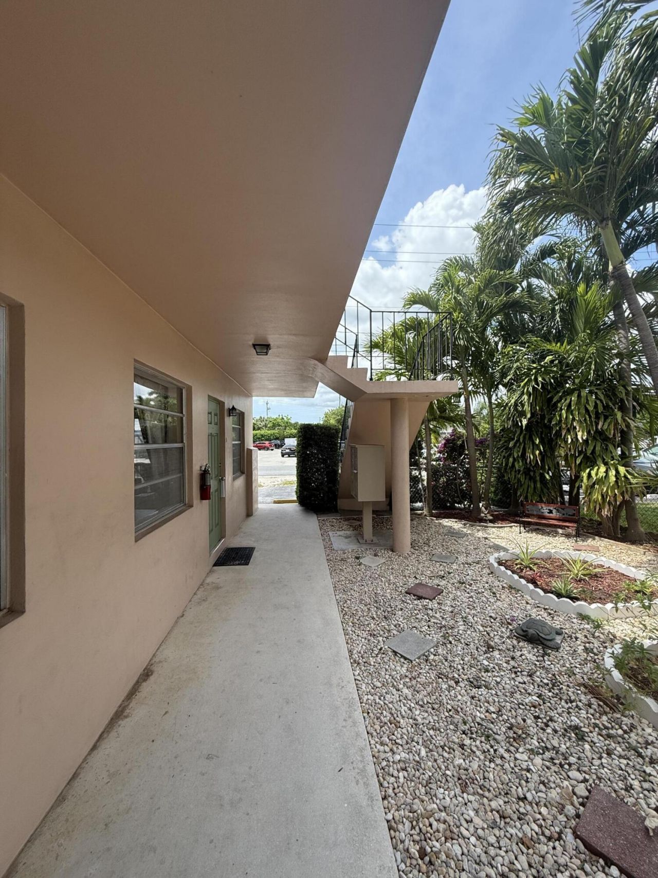 2017 NE 18th Street, Unit 2, Fort Lauderdale, FL 33305 Photo