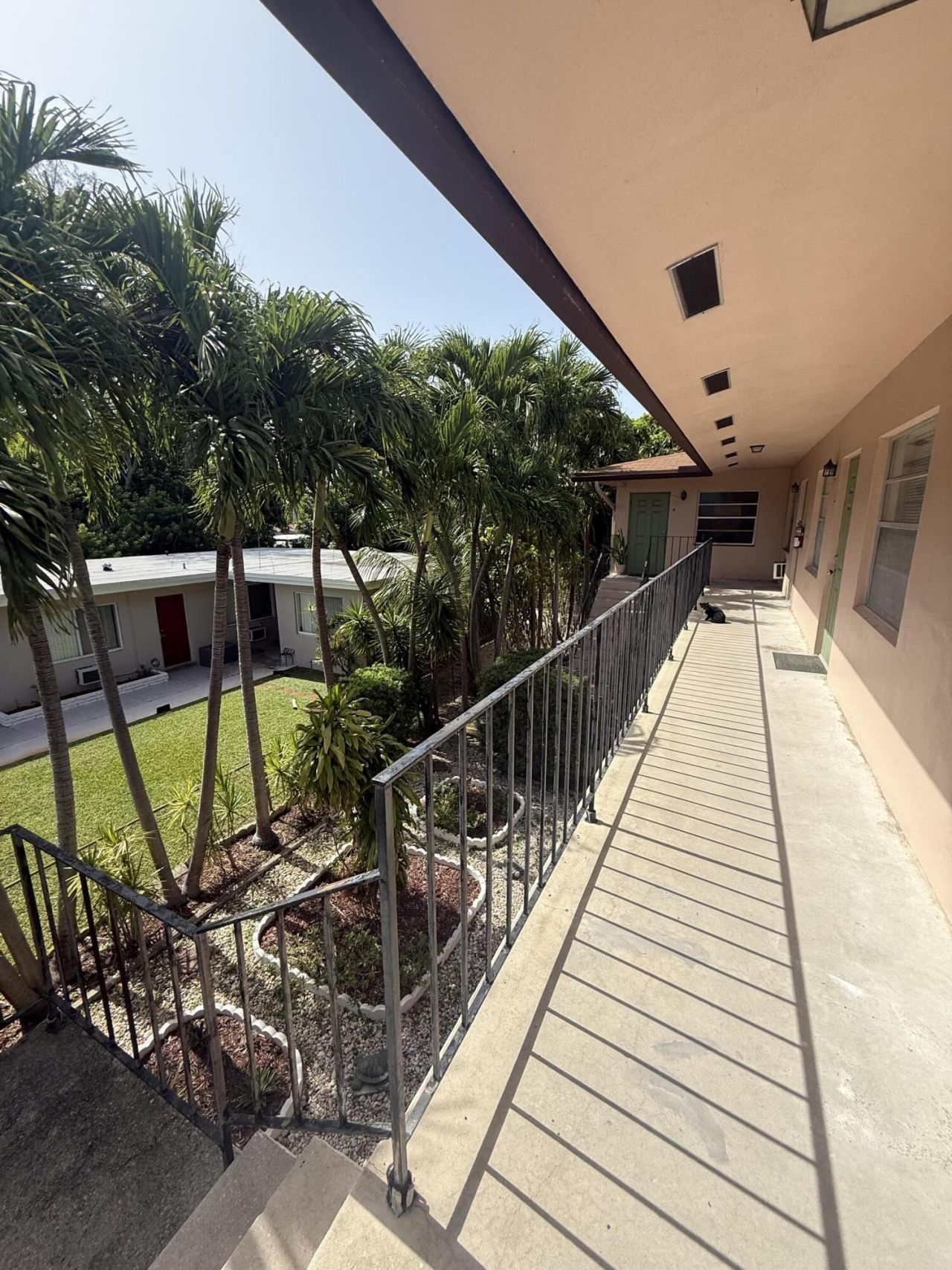 2017 NE 18th Street, Unit 2, Fort Lauderdale, FL 33305 Photo