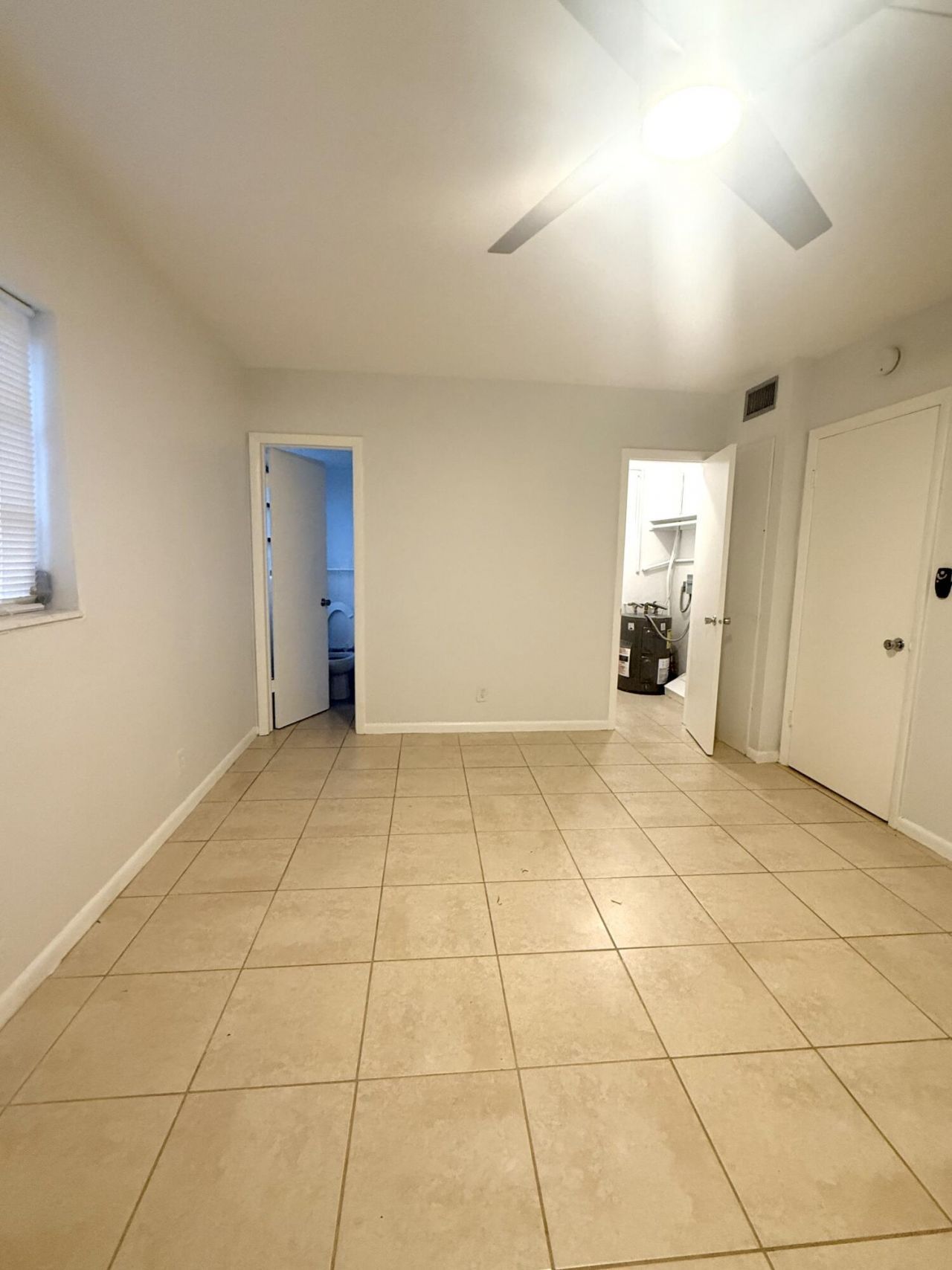 2017 NE 18th Street, Unit 2, Fort Lauderdale, FL 33305 Photo