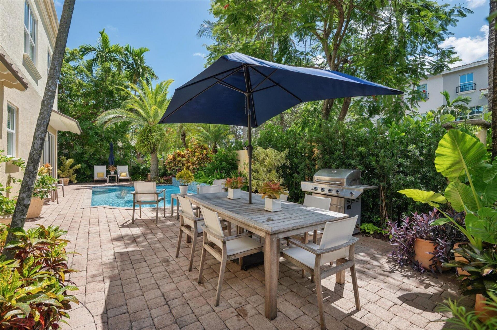 608 NE 11th Avenue, Fort Lauderdale, FL 33304 Photo