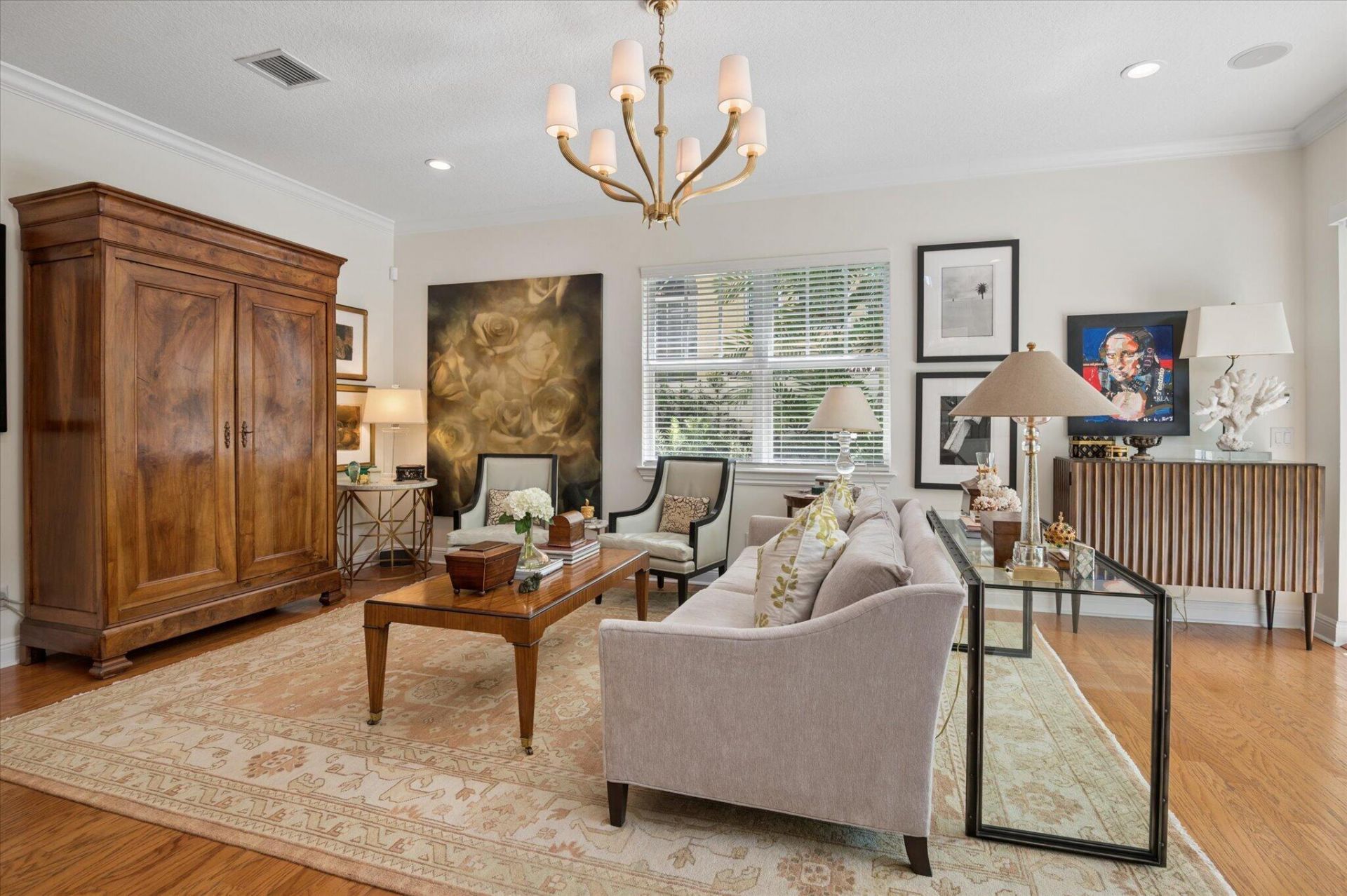 608 NE 11th Avenue, Fort Lauderdale, FL 33304 Photo