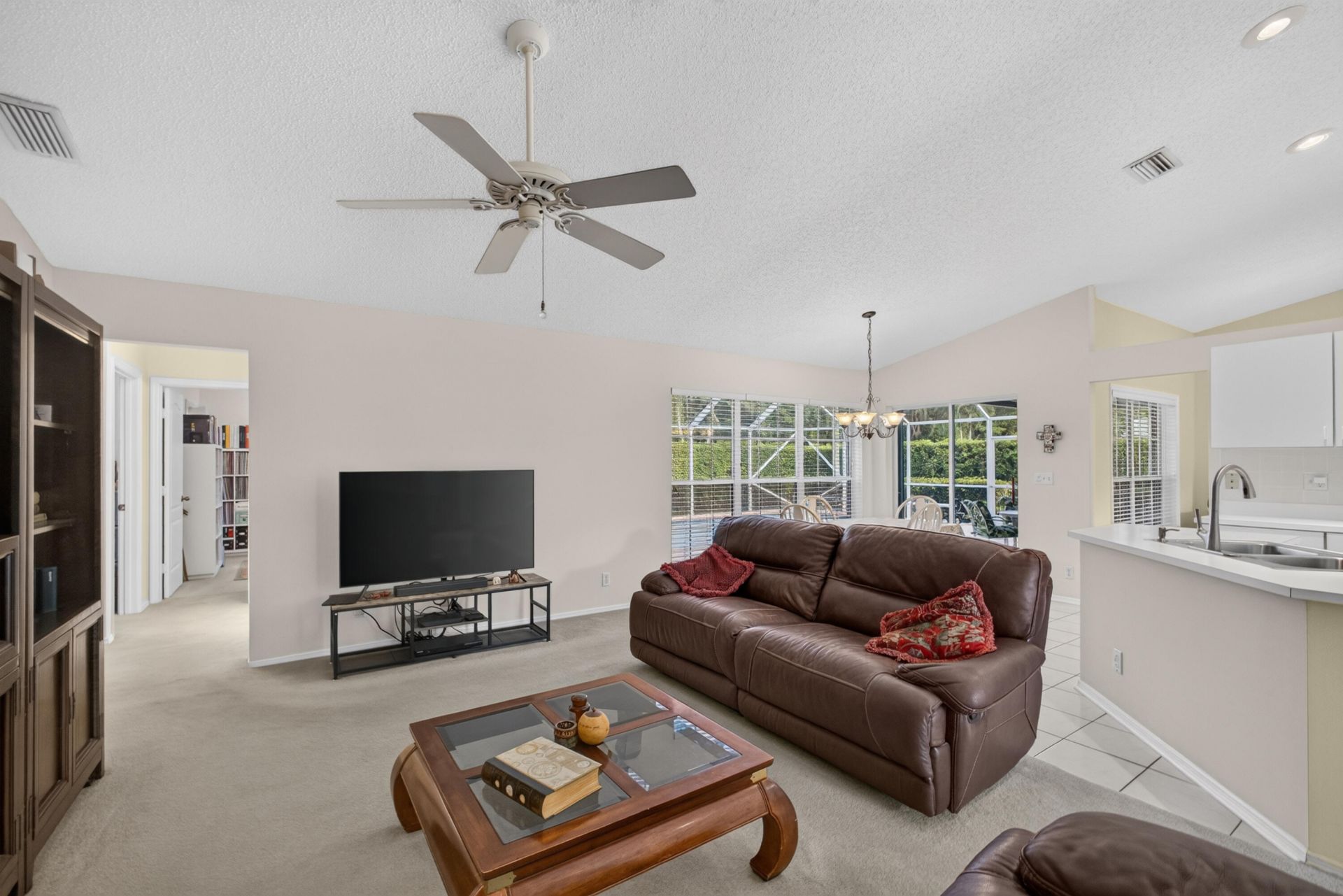 1011 Woodfield Circle, Palm Beach Gardens, FL 33418 Photo