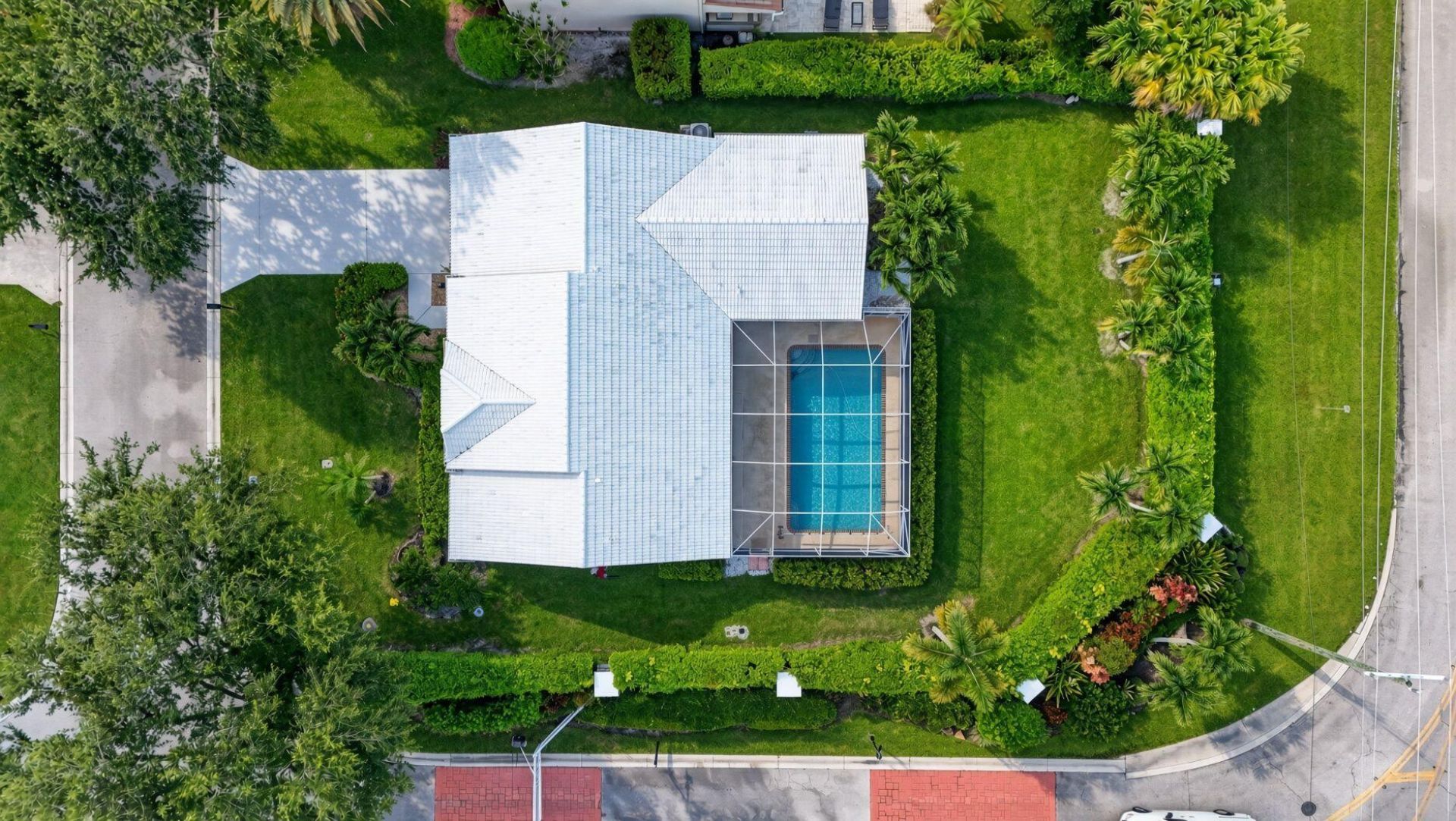 1011 Woodfield Circle, Palm Beach Gardens, FL 33418 Photo