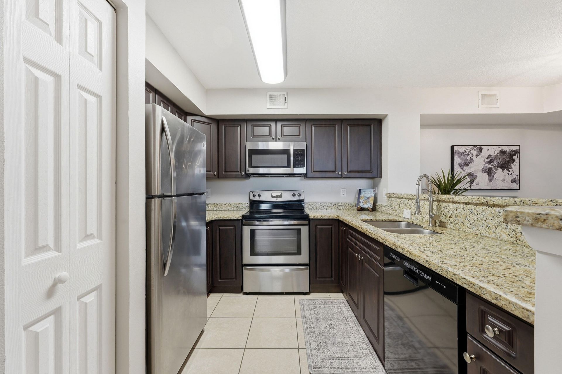 1707 Village Boulevard, Unit 108, West Palm Beach, FL 33409 Photo