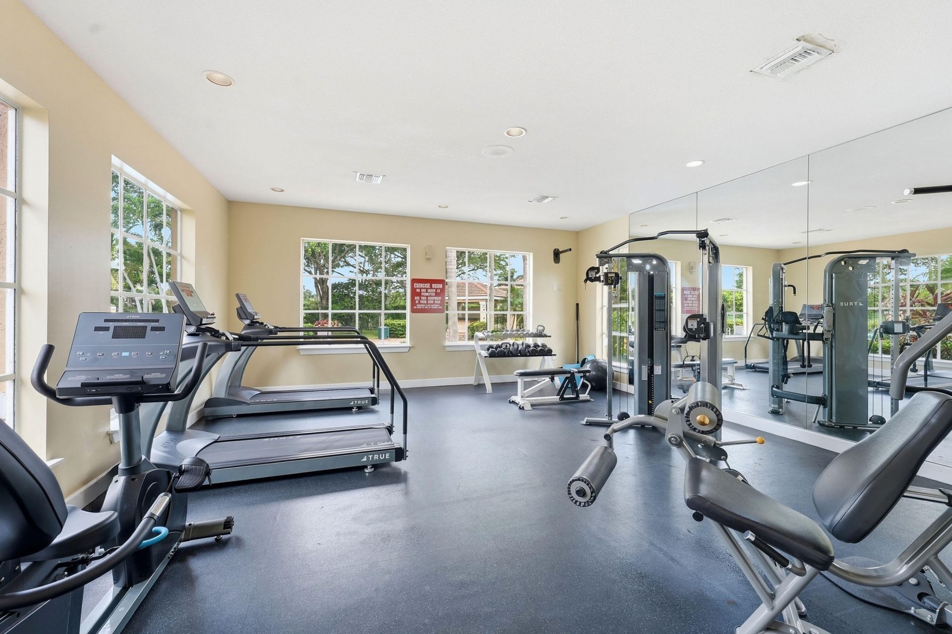 1707 Village Boulevard, Unit 108, West Palm Beach, FL 33409 Photo