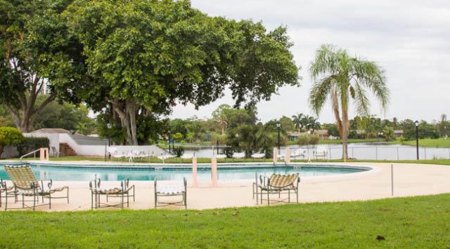 149 West Court, Royal Palm Beach, FL 33411 Photo