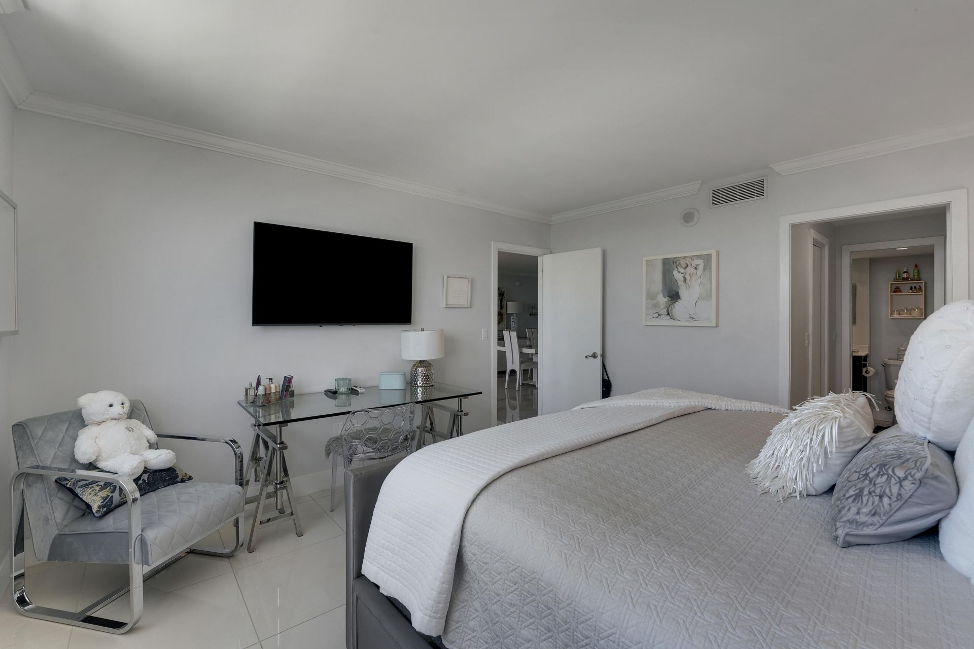 3450 S Ocean Boulevard, Unit 424, Palm Beach, FL 33480 Photo