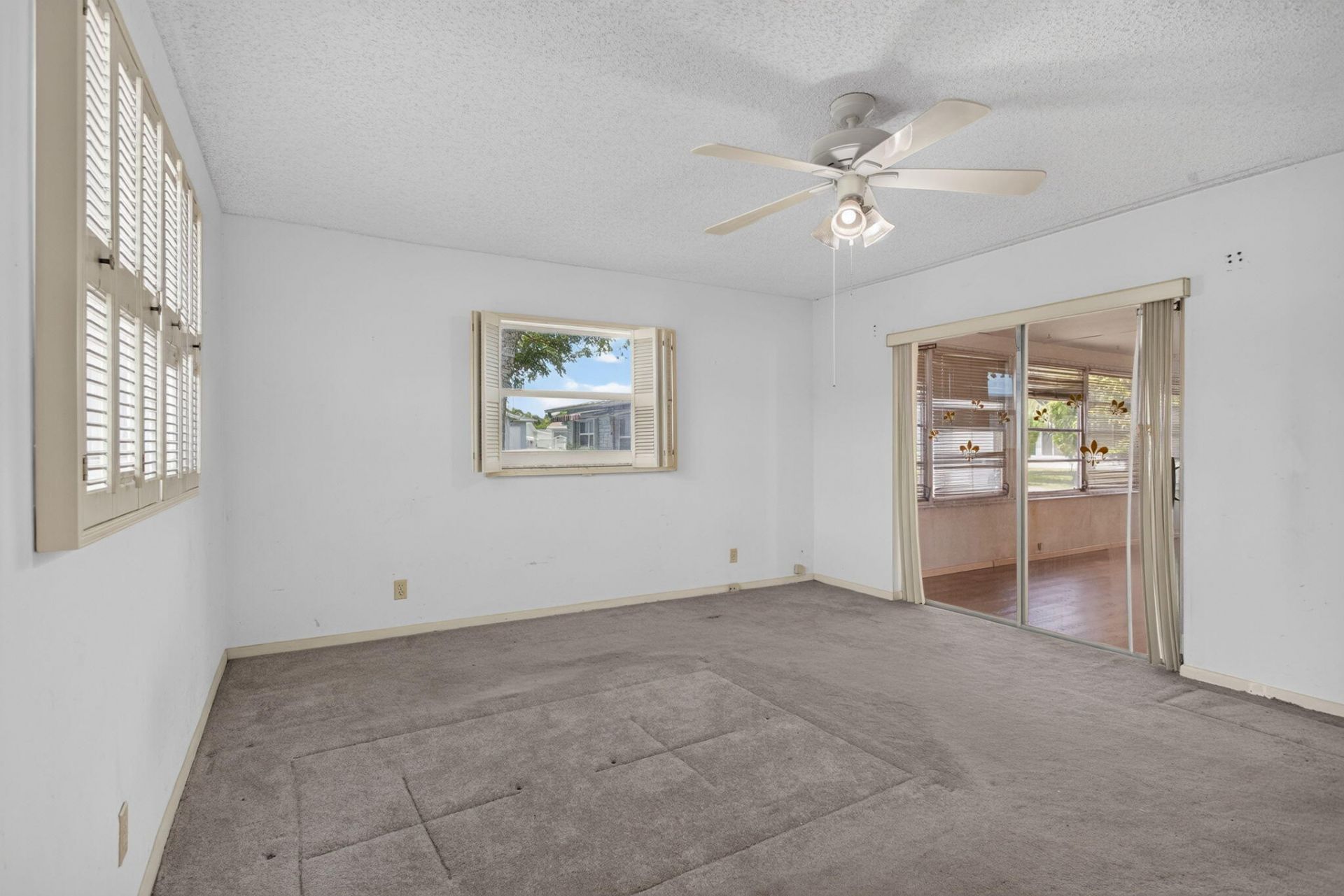 1055 NW 72nd Terrace Nw, Margate, FL 33063 Photo