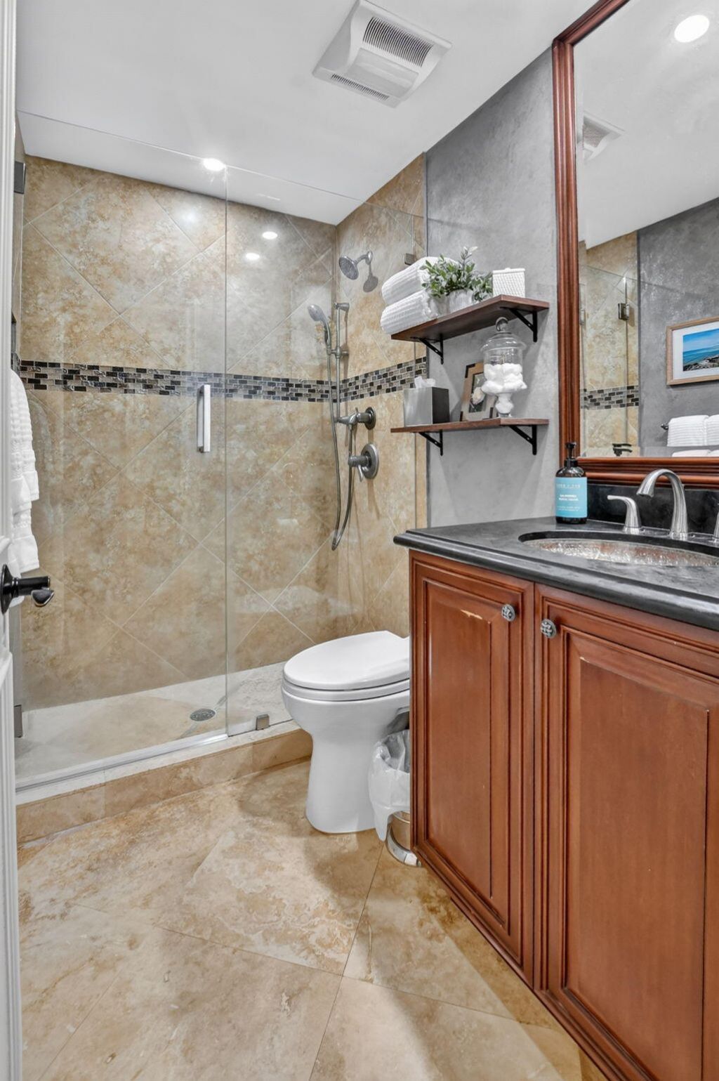 21616 Guadalajara Avenue, Boca Raton, FL 33433 Photo