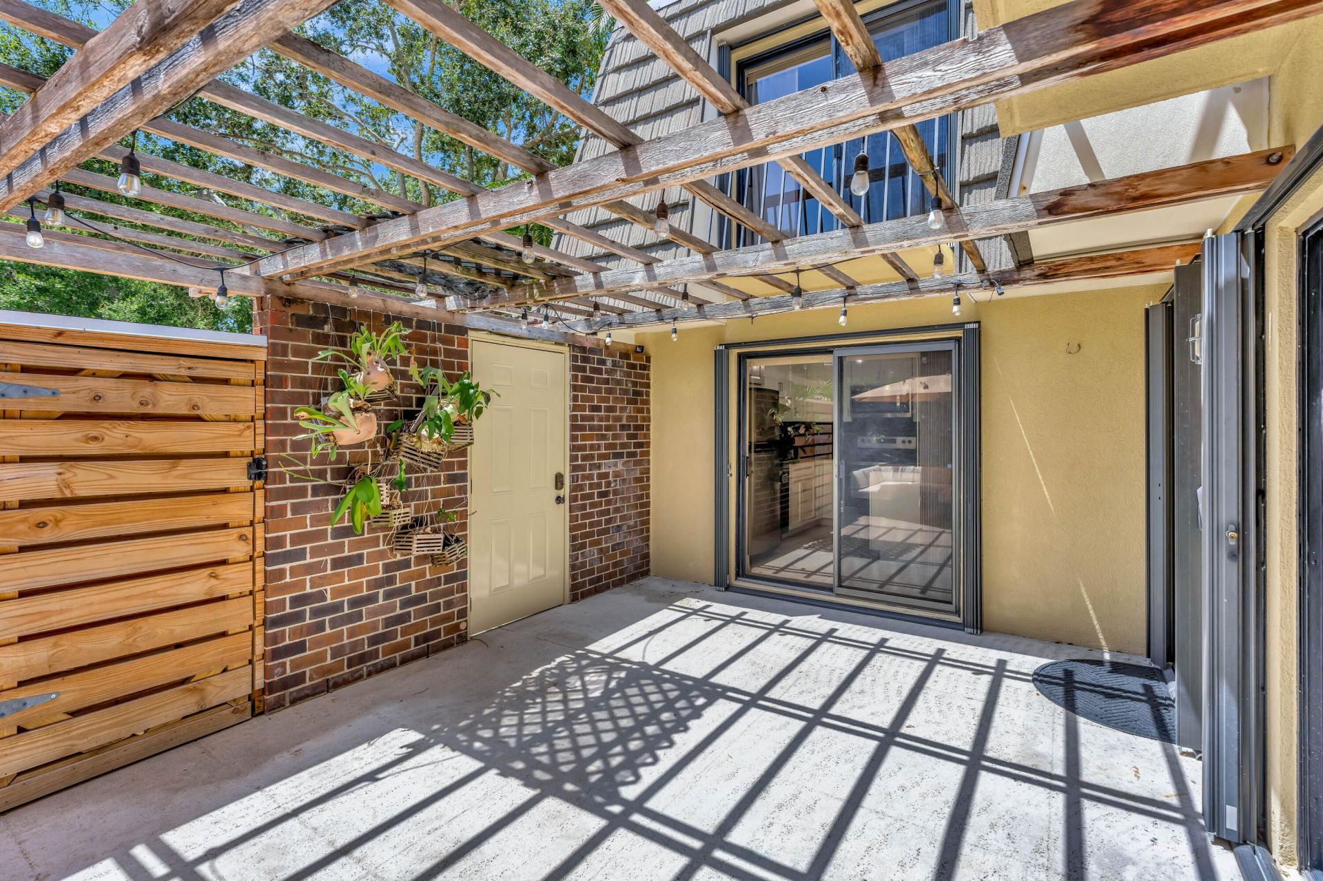 207 2nd Terrace, Palm Beach Gardens, FL 33418 Photo