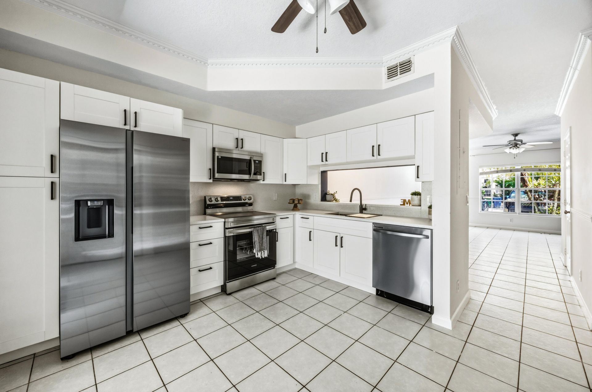 9872 NW 56th Place, Coral Springs, FL 33076 Photo
