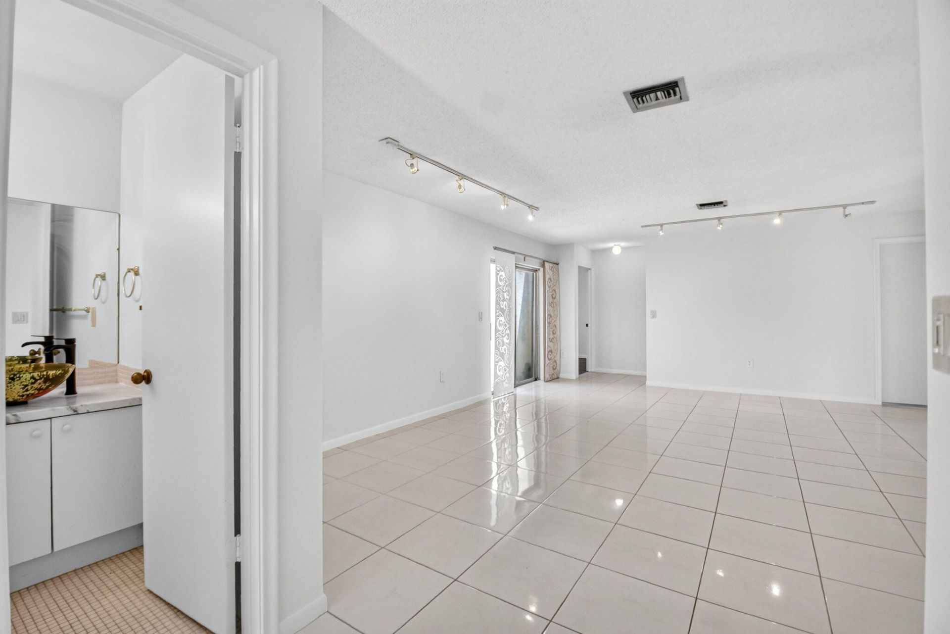 6747 Starkeys Place, Lake Worth, FL 33467 Photo