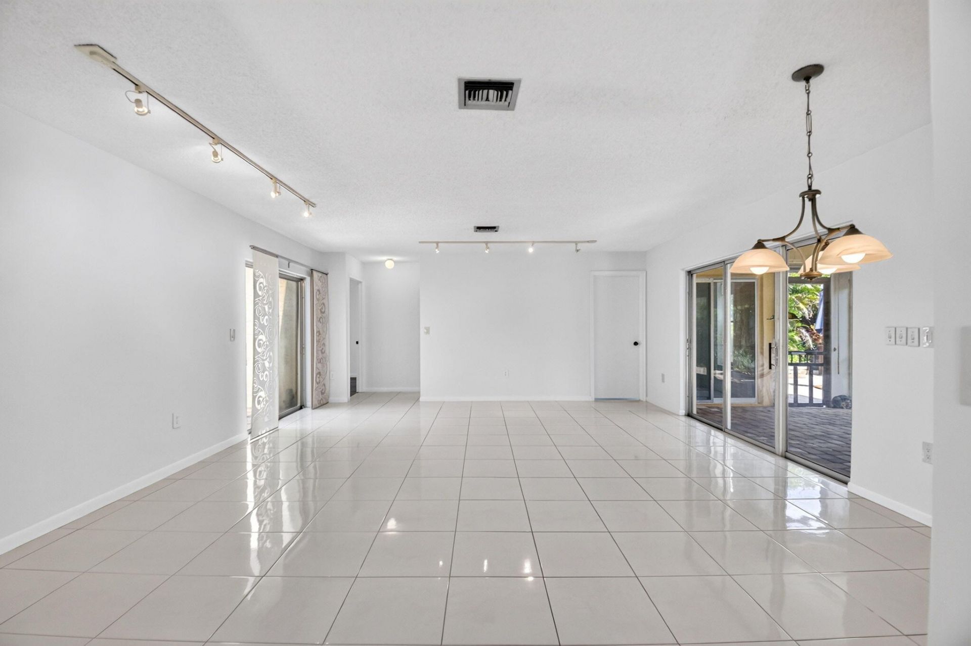 6747 Starkeys Place, Lake Worth, FL 33467 Photo