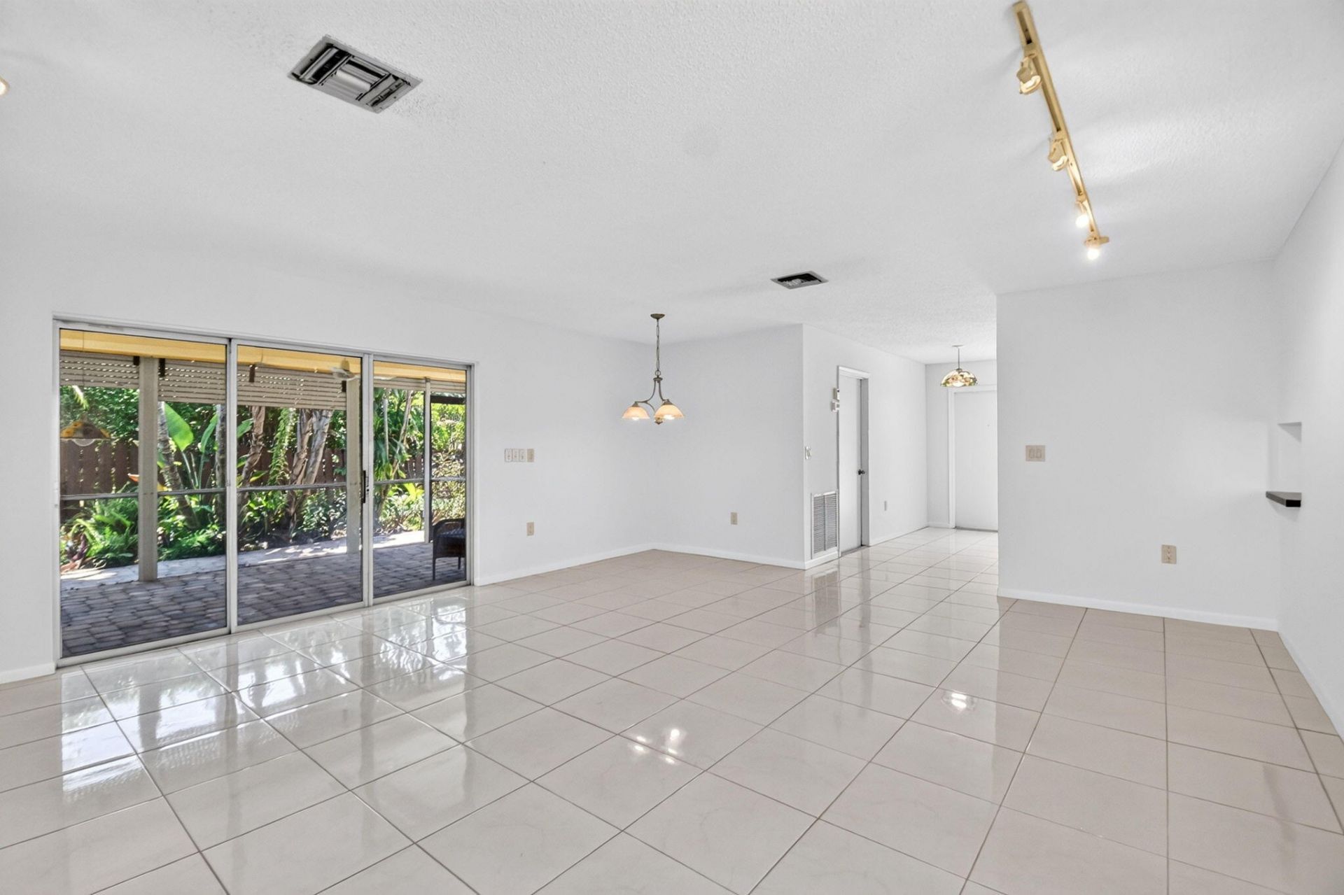 6747 Starkeys Place, Lake Worth, FL 33467 Photo