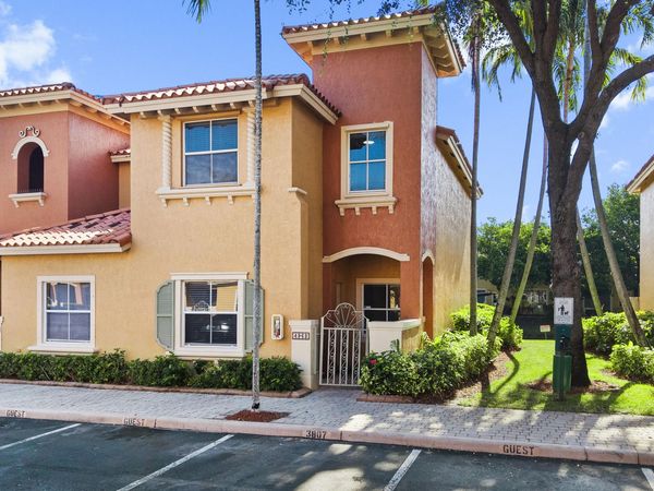 4962 Leeward Lane, Unit 3807, Fort Lauderdale, FL 33312