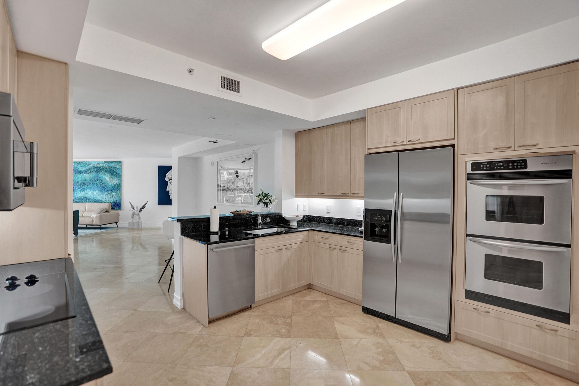 550 SE Mizner Boulevard, Unit B506, Boca Raton, FL 33432 Photo