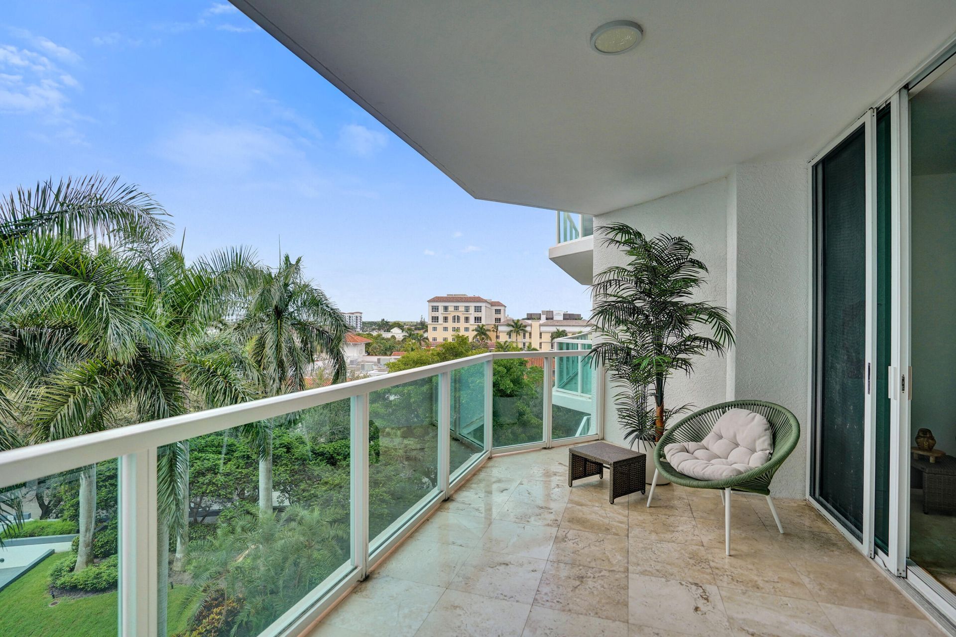 550 SE Mizner Boulevard, Unit B506, Boca Raton, FL 33432 Photo