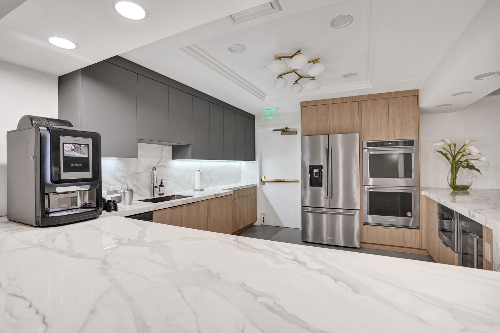 550 SE Mizner Boulevard, Unit B506, Boca Raton, FL 33432 Photo
