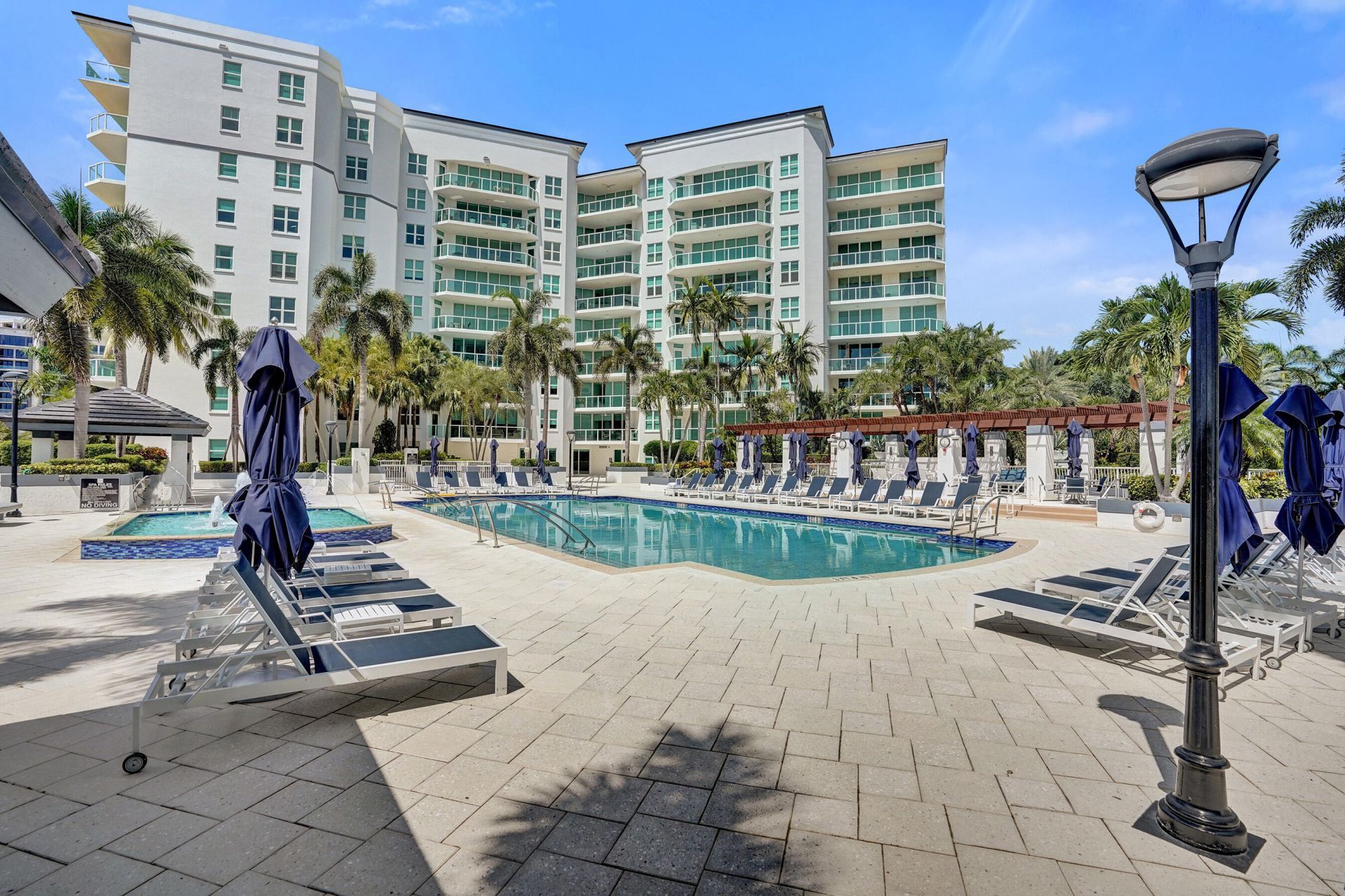 550 SE Mizner Boulevard, Unit B506, Boca Raton, FL 33432 Photo