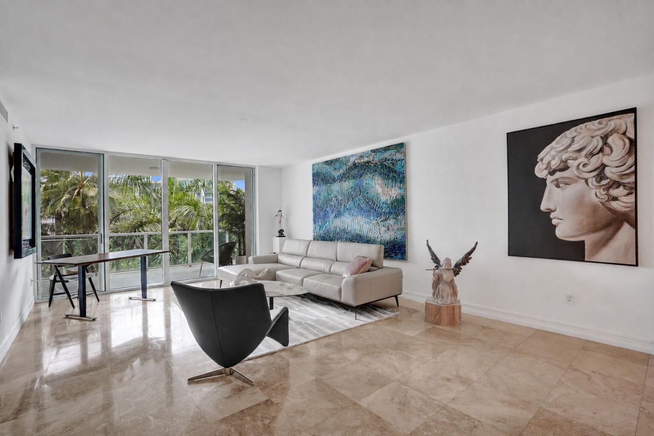 550 SE Mizner Boulevard, Unit B506, Boca Raton, FL 33432 Photo