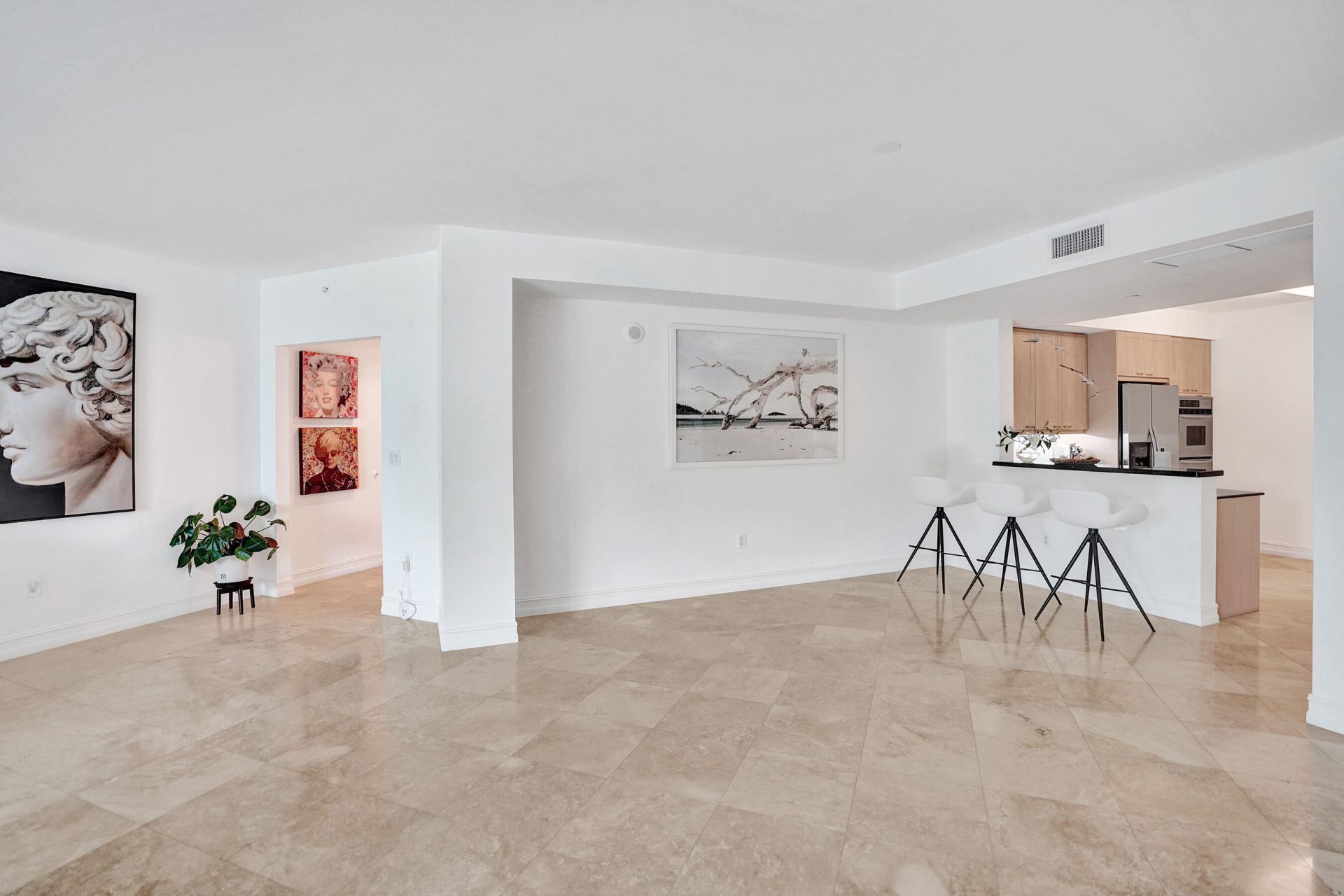 550 SE Mizner Boulevard, Unit B506, Boca Raton, FL 33432 Photo