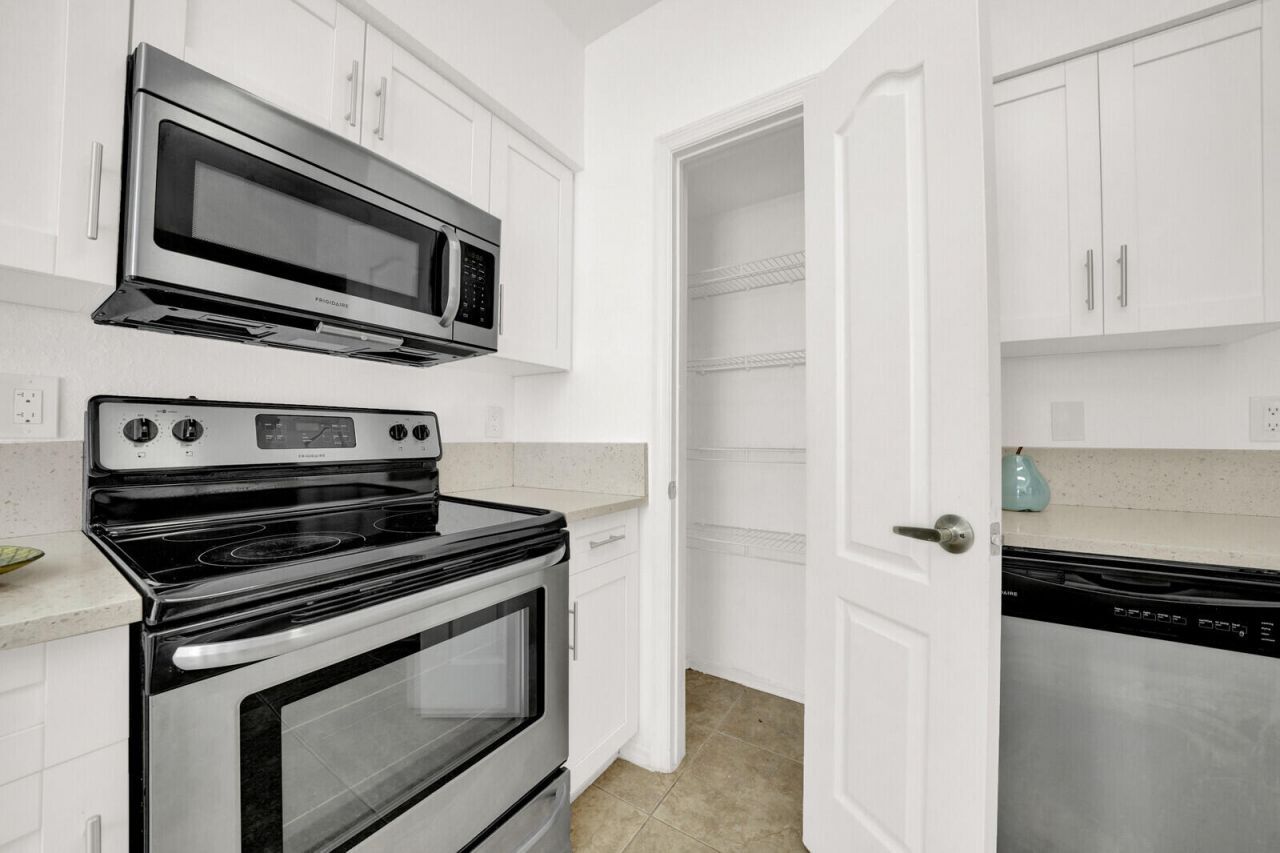 709 Belmont Place, Unit 709, Boynton Beach, FL 33436 Photo
