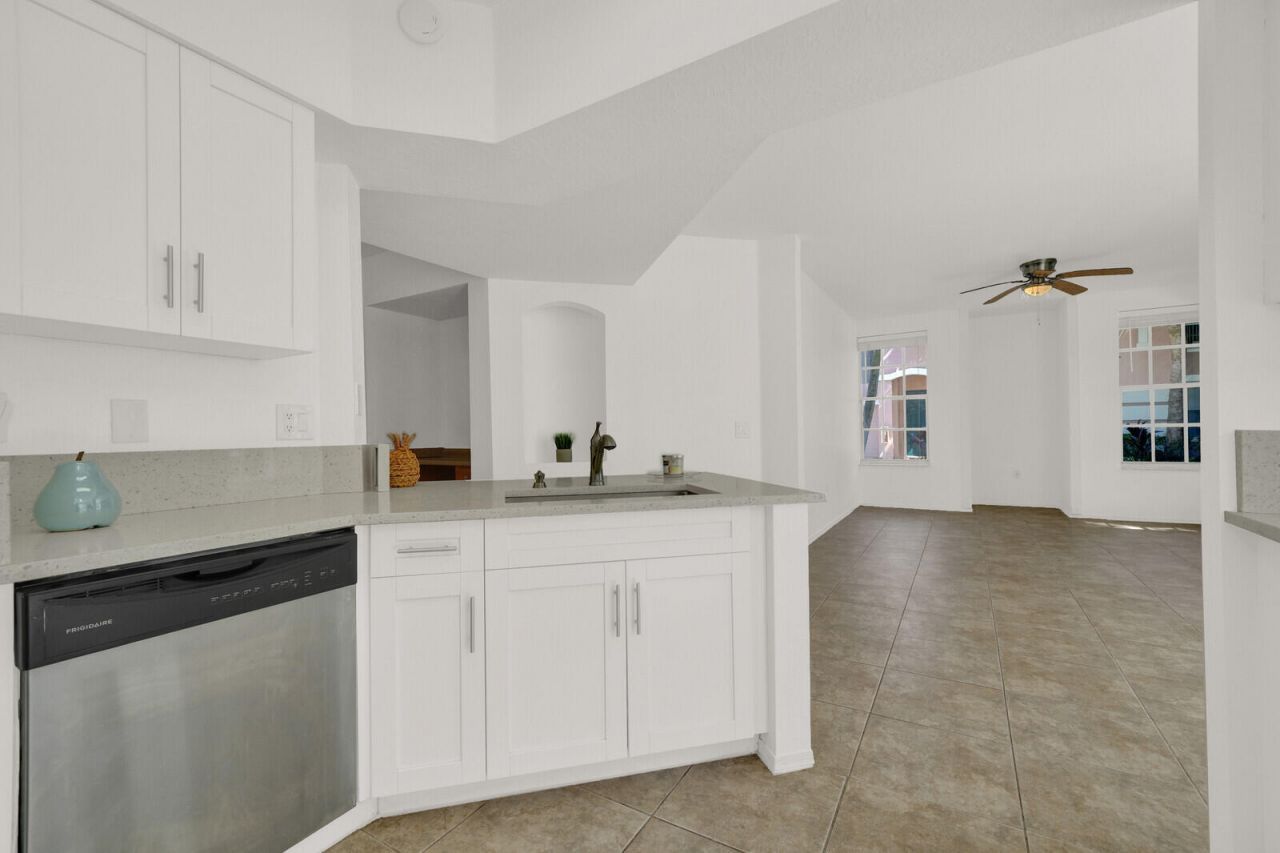 709 Belmont Place, Unit 709, Boynton Beach, FL 33436 Photo