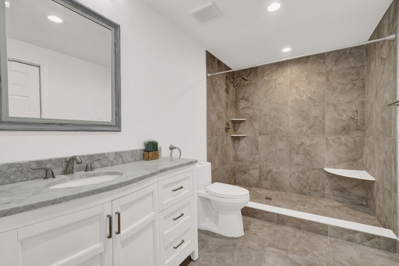 709 Belmont Place, Unit 709, Boynton Beach, FL 33436 Photo