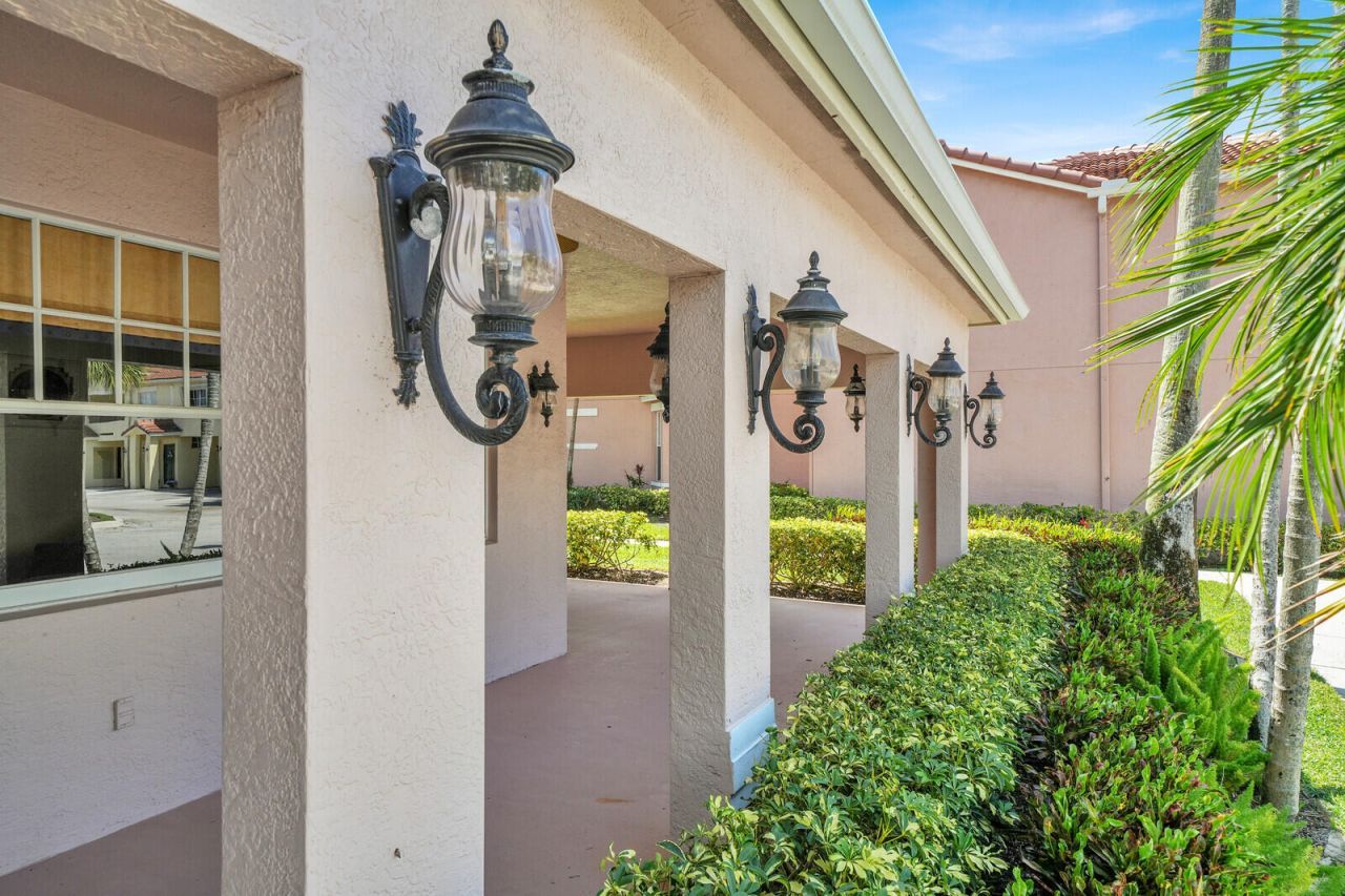 709 Belmont Place, Unit 709, Boynton Beach, FL 33436 Photo