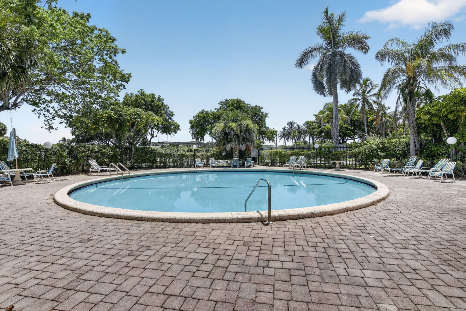 1103 NW 58th Terrace, Unit 420, Sunrise, FL 33313 Photo