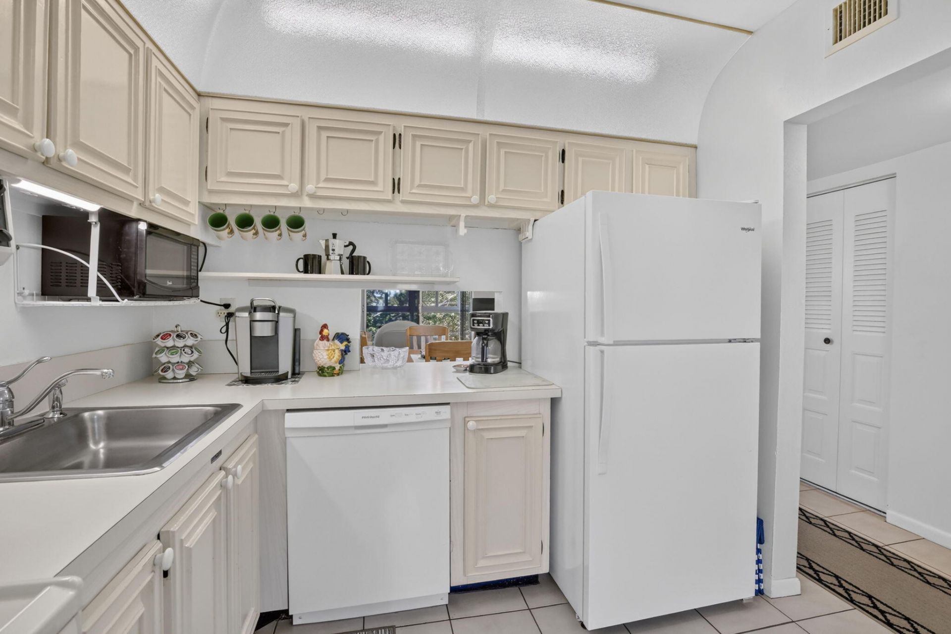 1103 NW 58th Terrace, Unit 420, Sunrise, FL 33313 Photo