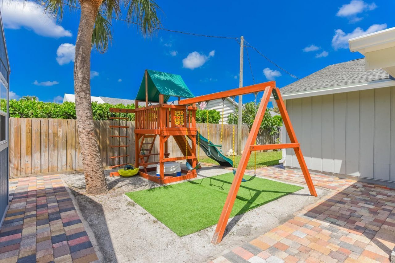4994 SE Pine Knoll Way, Stuart, FL 34997 Photo