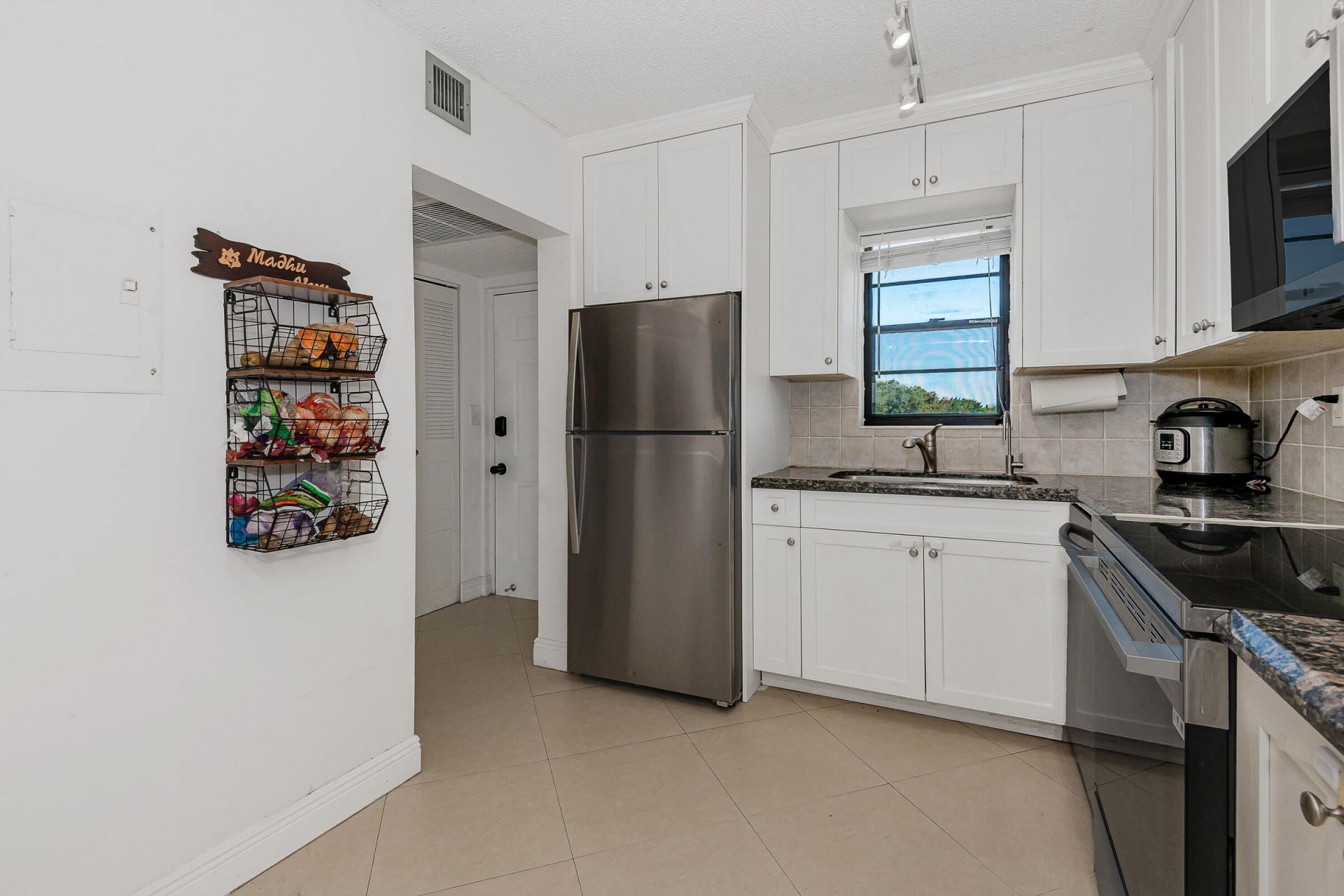 9235 SW 8th Street, Unit 502, Boca Raton, FL 33428 Photo
